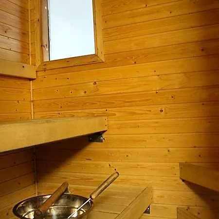 Tulikettu Hotell 4*